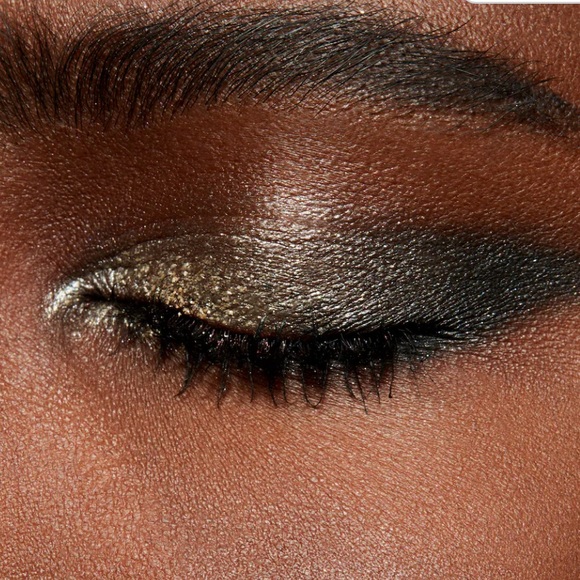 1left. “KISS of Klimt” Dazzleshadow Extreme Pro Palette Eyeshadow - Picture 6 of 9